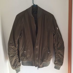 Green Bomber Jacket💚💚